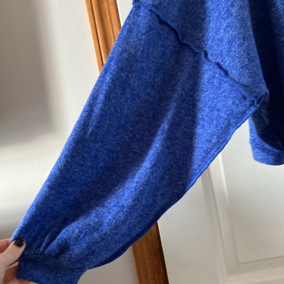 Very soft! Blue Mock Turtleneck! - Picture 4 of 5